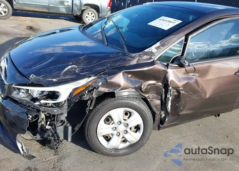 2017 Kia Forte Lx from USA, damaged, VIN 3KPFK4A7XHE125825